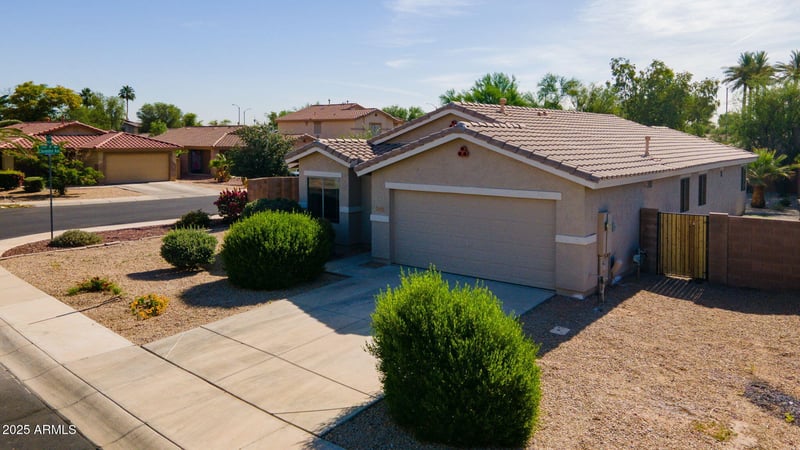 13170 Clarendon Ave, Litchfield Park, AZ 85340