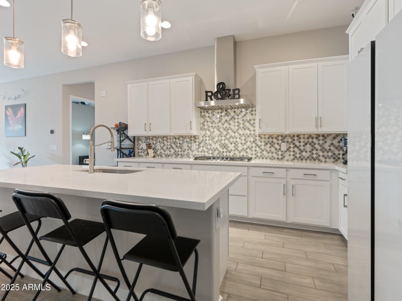 13172 174th Dr, Surprise, AZ 85388