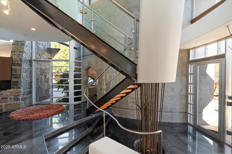 13176 Summit Dr, Scottsdale, AZ 85259