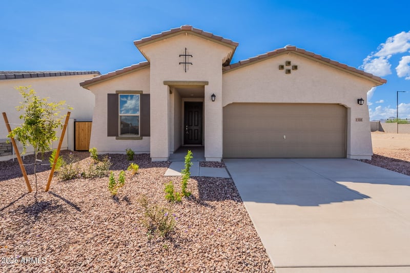 1318 215th Ln, Buckeye, AZ 85326