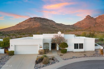 1318 Acoma Dr, Phoenix, AZ 85022