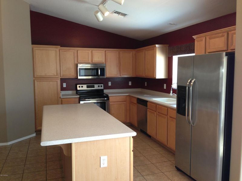 1318 E Christopher St, San Tan Valley, AZ 85140