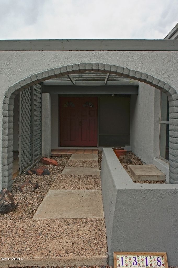 1318 E Golden Ln, Phoenix, AZ 85020
