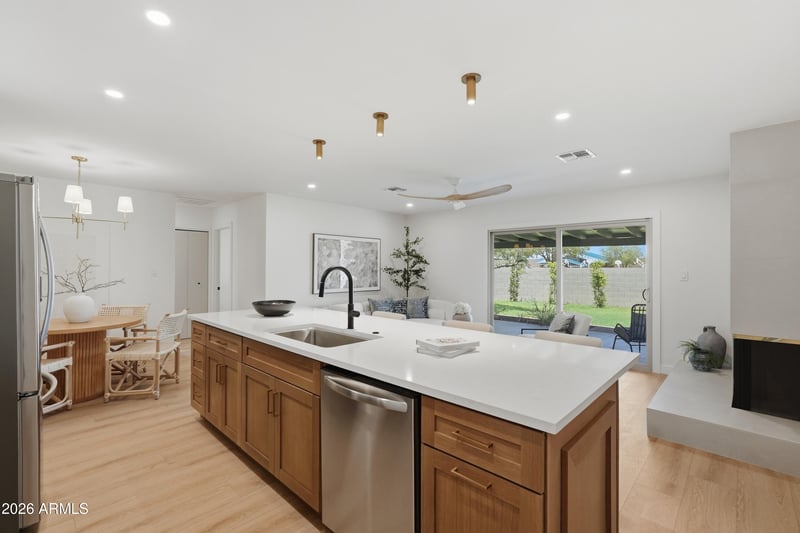 1318 E La Jolla Dr, Tempe, AZ 85282