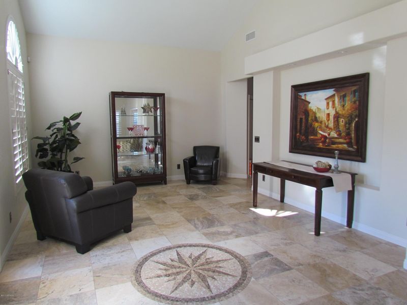 1318 W Pebble Ct, Gilbert, AZ 85233