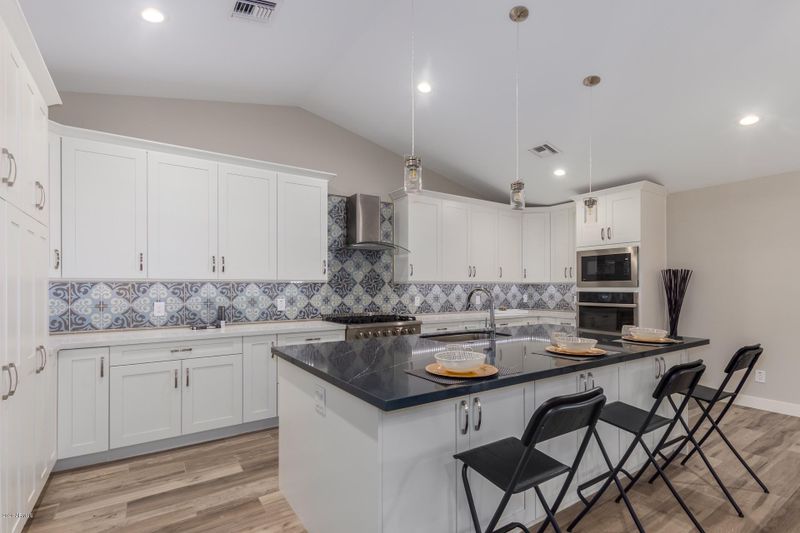 1319 E Oregon Ave, Phoenix, AZ 85014