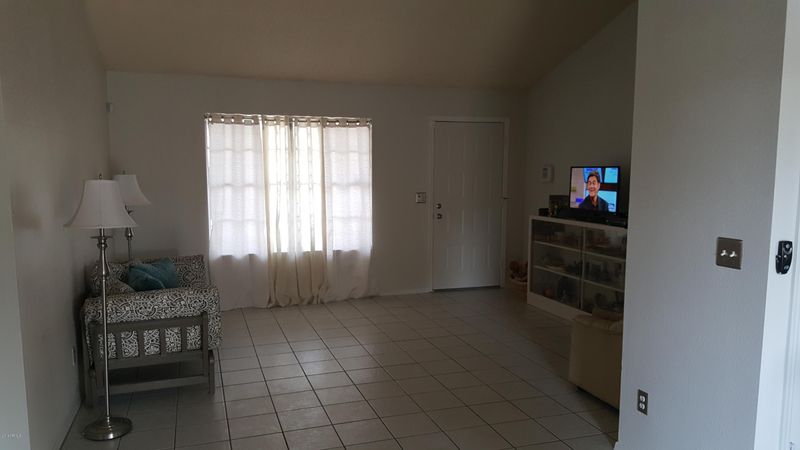 1319 E Tonto Ln, Phoenix, AZ 85024