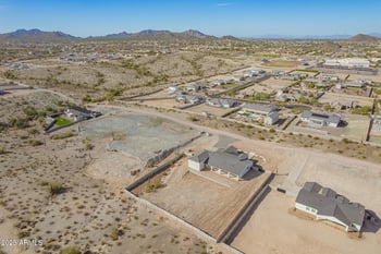1319 Magma Rd, San Tan Valley, AZ 85144