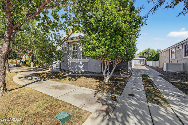 1319 S Claiborne Ave, Gilbert, AZ 85296