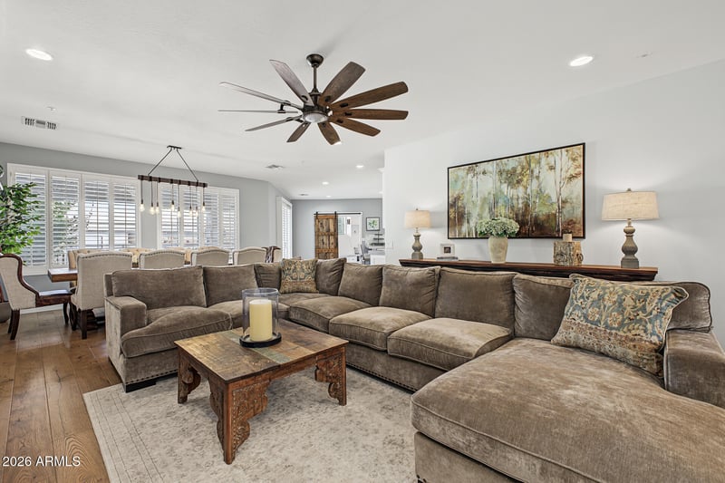 1319 S Claiborne Ave, Gilbert, AZ 85296