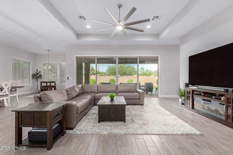 13196 Woodstock Rd, Peoria, AZ 85383