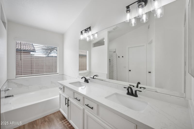 132 Jasper Dr, Gilbert, AZ 85233