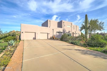 132 Kaniksu St, Apache Junction, AZ 85119