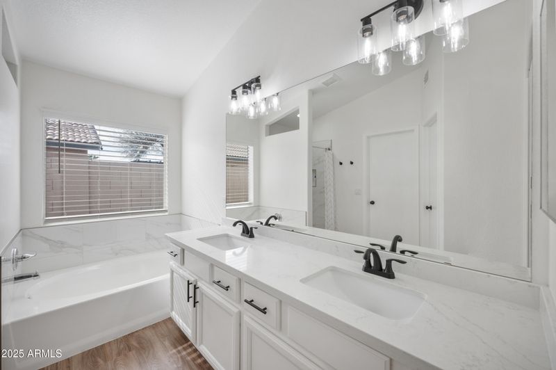 132 W Jasper Dr, Gilbert, AZ 85233