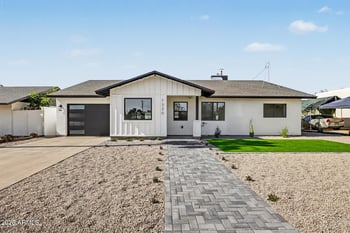1320 Winter Dr, Phoenix, AZ 85020