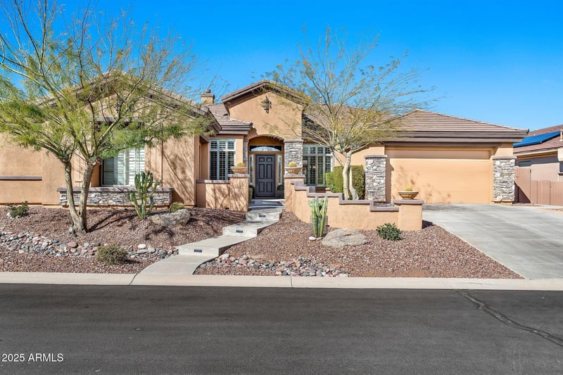 1320 Whitman Dr, Anthem, AZ 85086