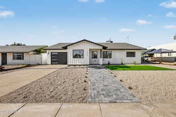 1320 Winter Dr, Phoenix, AZ 85020