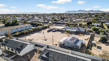 13202 Ocotillo Rd, Glendale, AZ 85307