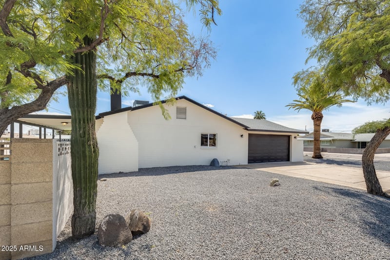 13203 22nd Ave, Phoenix, AZ 85029