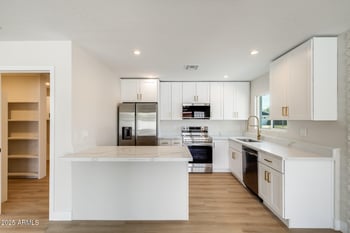 13203 22nd Ave, Phoenix, AZ 85029