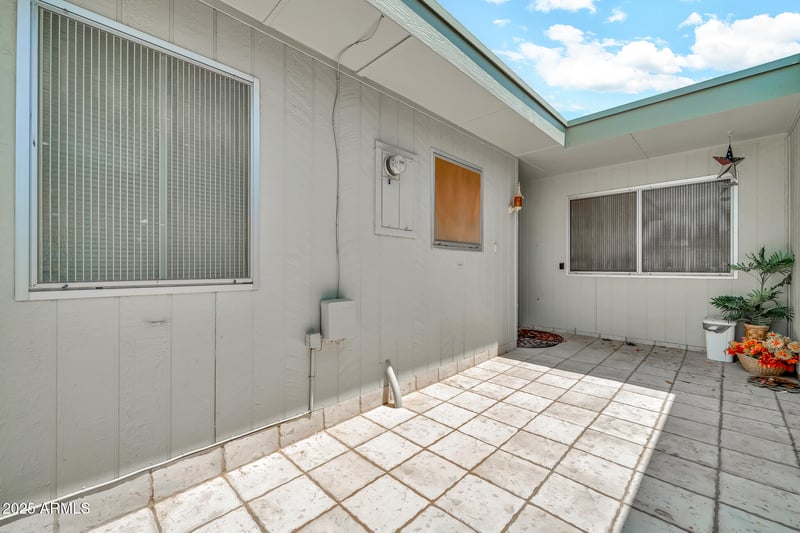 13207 98th Ave #L, Sun City, AZ 85351