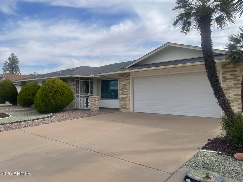 13207 Branding Iron Dr, Sun City, AZ 85351