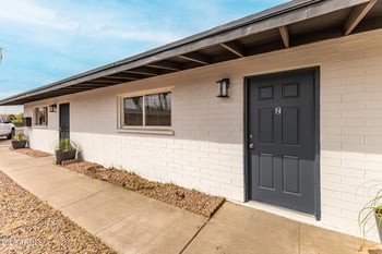 1321 48th Pl, Phoenix, AZ 85008