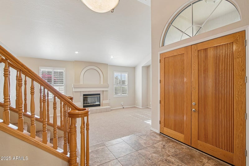 1321 E Desert Flower Ln, Phoenix, AZ 85048