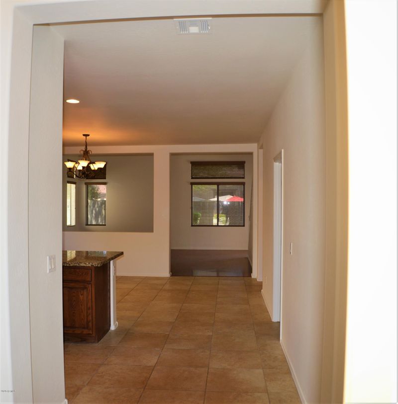 1321 E Strawberry Dr, Gilbert, AZ 85298