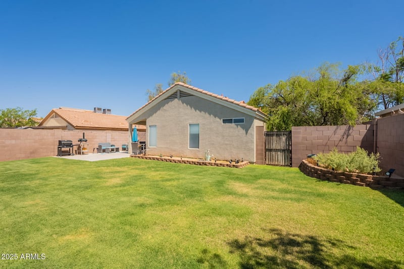 1321 Escuda Dr, Phoenix, AZ 85024