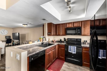 1321 Mckemy St, Tempe, AZ 85281