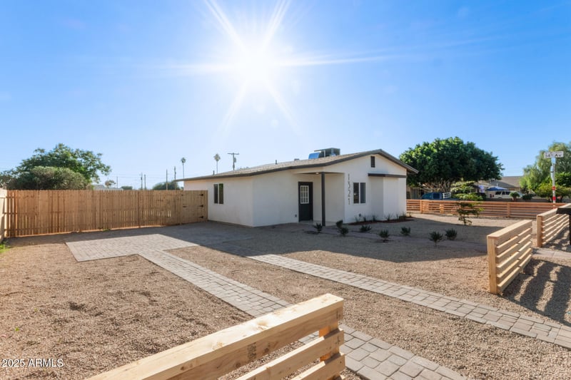 1321 Mountain View Rd, Phoenix, AZ 85021