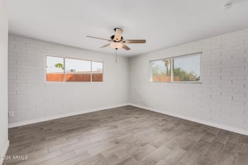 1321 N 48th Pl, Phoenix, AZ 85008