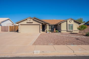 1321 Rowen --, Mesa, AZ 85207
