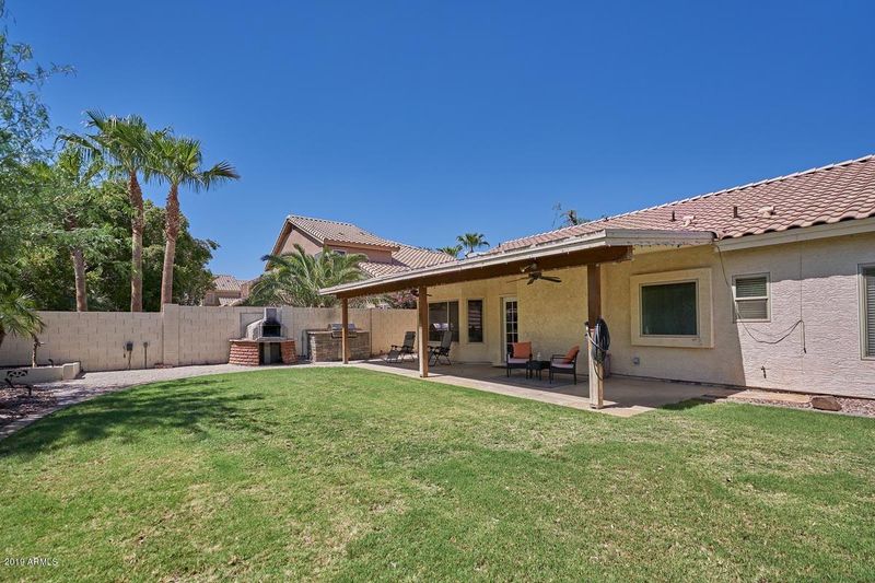 1321 W Thunderhill Dr, Phoenix, AZ 85045
