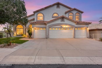 13210 13th St, Phoenix, AZ 85022