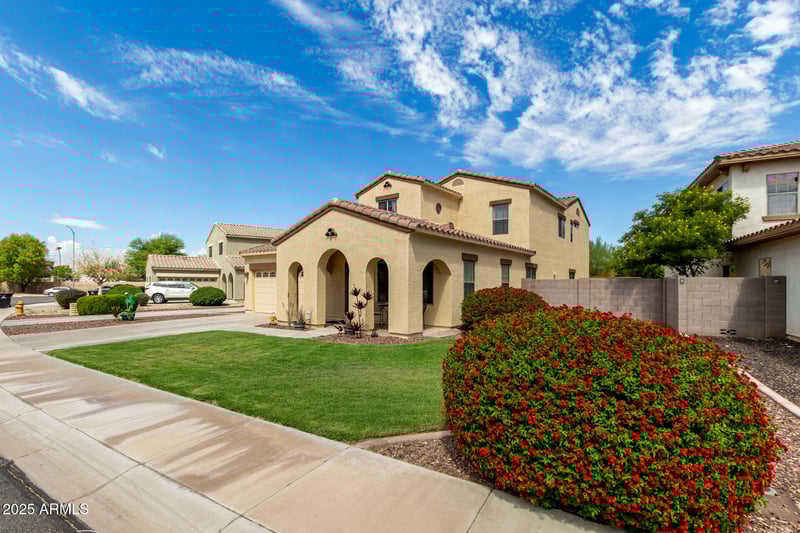 13210 Amelia Ave, Litchfield Park, AZ 85340