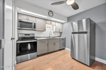 13215 98th Ave #D, Sun City, AZ 85351