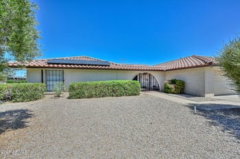 13215 Lakeforest Dr, Sun City, AZ 85351