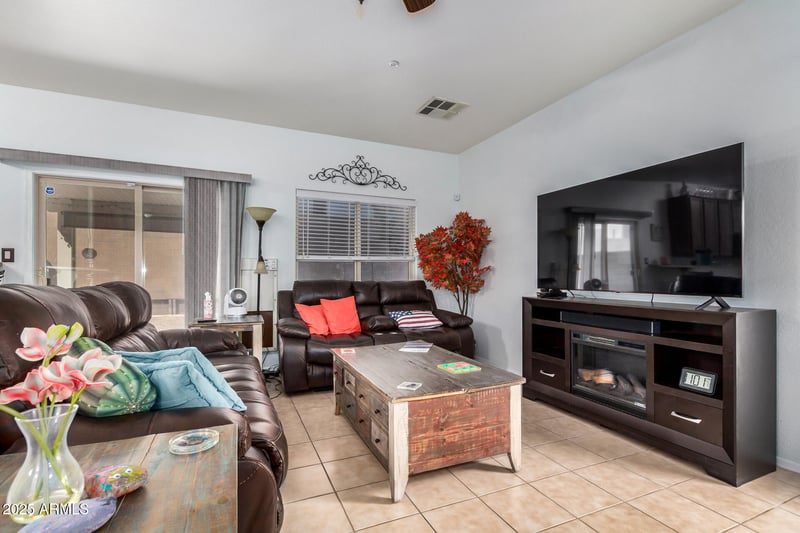 13216 88th Ave, Peoria, AZ 85381