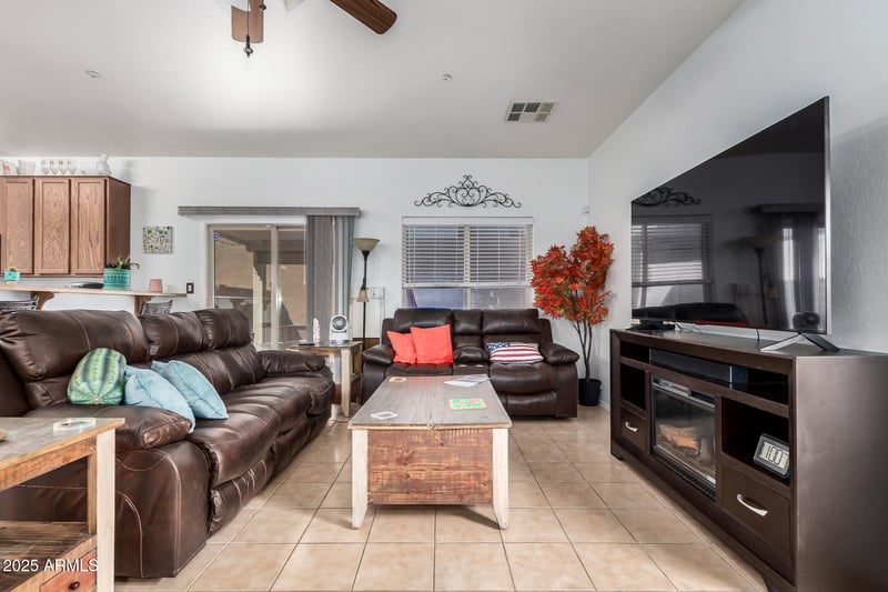 13216 88th Ave, Peoria, AZ 85381