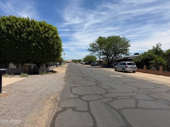 13216 W Tuckey Ln, Glendale, AZ 85307