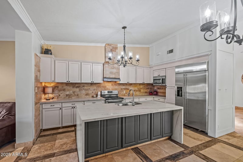 13217 N 65th Dr, Glendale, AZ 85304