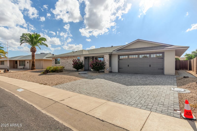 13219 Bonanza Dr, Sun City West, AZ 85375