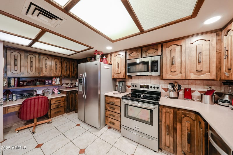 1322 Aster Dr, Phoenix, AZ 85029