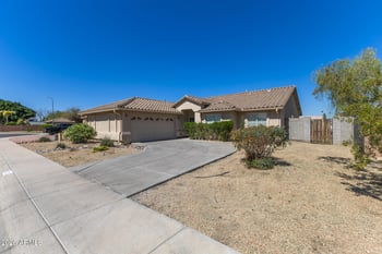 1322 Harwell Rd, Phoenix, AZ 85042