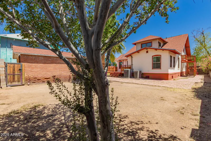 1322 Monroe St, Phoenix, AZ 85007