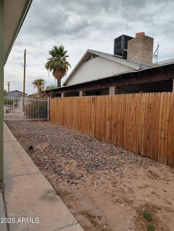 1322 Taylor St, Phoenix, AZ 85007