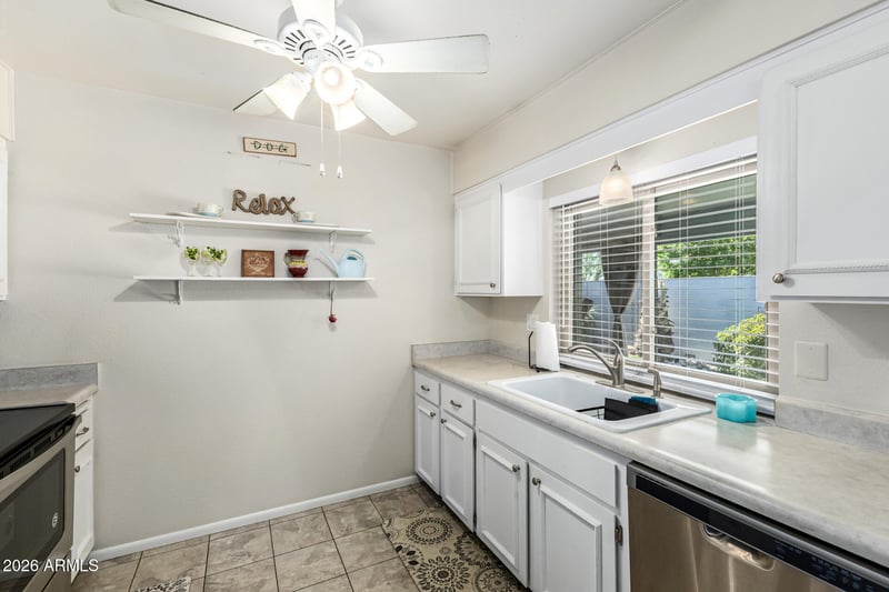 13220 109th Ave, Sun City, AZ 85351