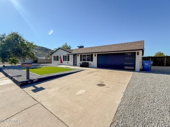 13220 14th Ave, Phoenix, AZ 85029